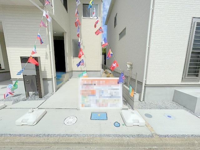 八潮市中央3丁目　新築戸建　全２棟　１号棟の駐車場|カースペース2台駐車可能です。