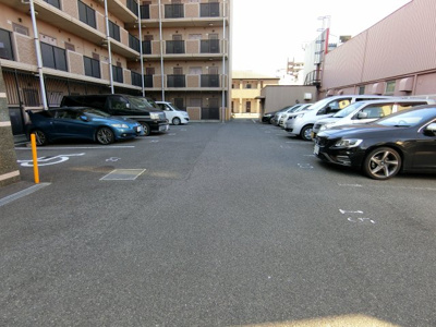 【駐車場】 | ラフィーネ北島