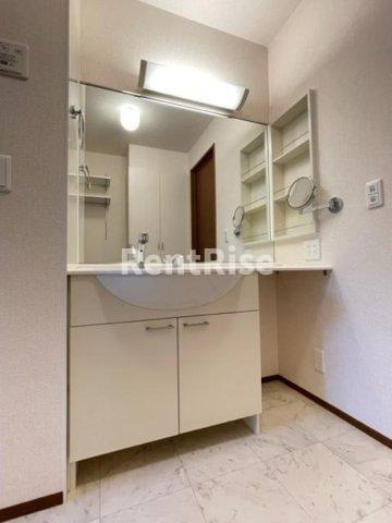 パインフラットの洗面所