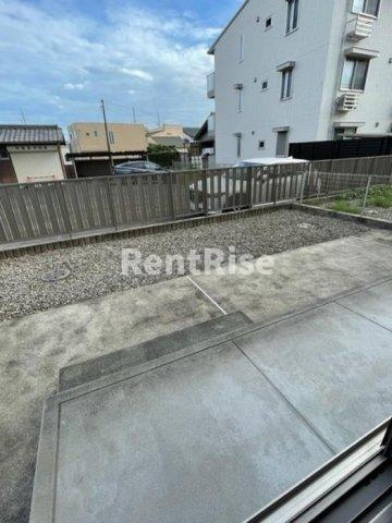 パインフラットの駐車場