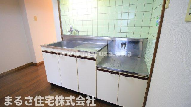 タカマサビルのキッチン