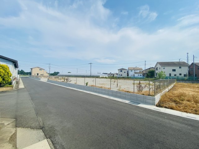川越市笠幡　土地の前面道路含む現地写真
