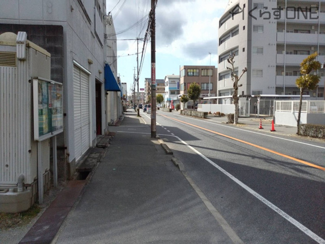 【周辺】 | 姫路市広畑区西夢前台／中古戸建 | 広い道路がすぐそばにあるので便利です！（前面道路ではありません）