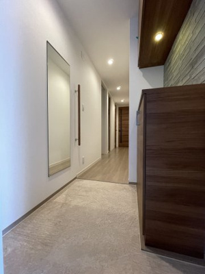 【玄関】 | ピエレ垂水