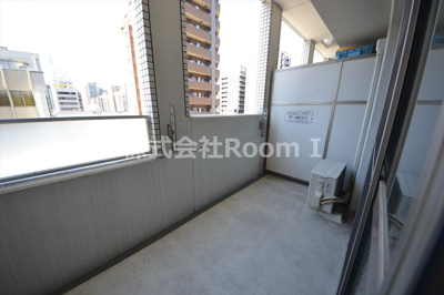 【バルコニー】 | オーシャン松屋町 | 陽当たり良好なバルコニーです