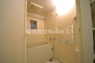 【浴室】 | オーシャン松屋町 | きれいなお風呂です