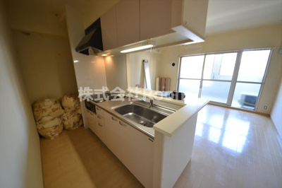 【キッチン】 | オーシャン松屋町 | 使いやすいキッチンです