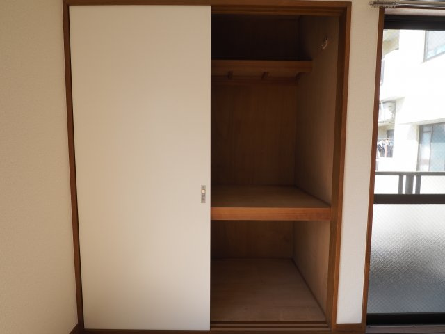ヴェルデ赤羽の収納