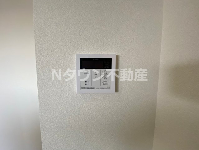 【その他】 | ドゥナーレ辻町 | 給湯パネルです。