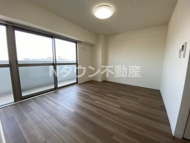 【寝室】 | ドゥナーレ辻町 | ゆとりの広さです