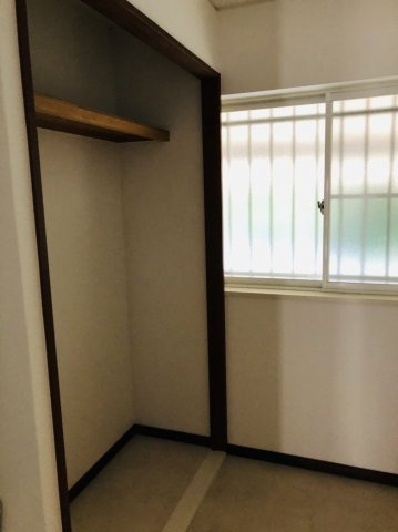 【収納】 | 洗面室に収納スペースがあり色々な物品など置くことができます。