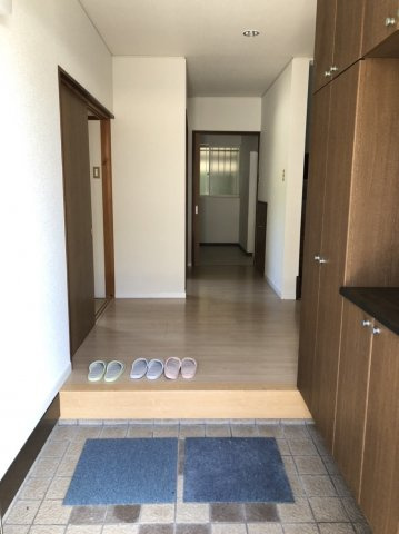 【玄関】 | 大容量のシューズボックス