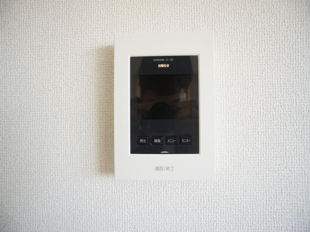 【セキュリティ】 | 塚原マンションA | 訪問者の確認ができるTVドアホン付きです♪
