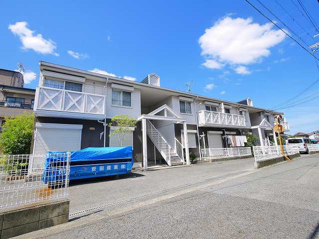 アスティオン雅の外観|キレイな外観です。