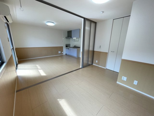 ステラ前ヶ崎の洋室