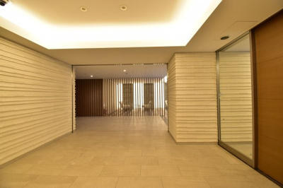 【エントランス】 | ブランズ北堀江プレイス