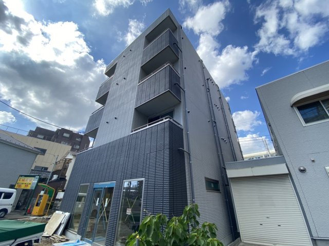 ウェルコート四つ木の外観