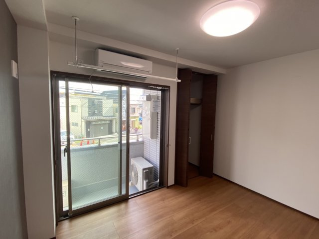 ウェルコート四つ木の居間・リビング