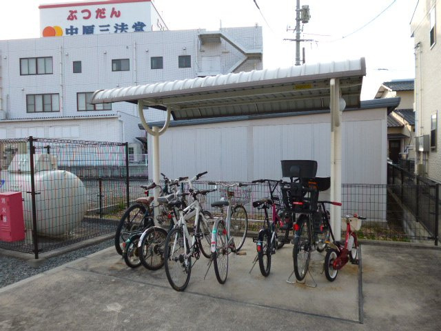 サンシャイン羽島Ｂのその他共用部分|自転車置き場