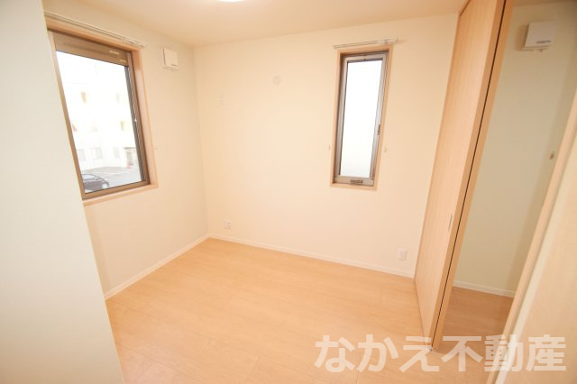 【寝室】 | 落ち着いて過ごせるお部屋なので、寝室にいかがでしょうか