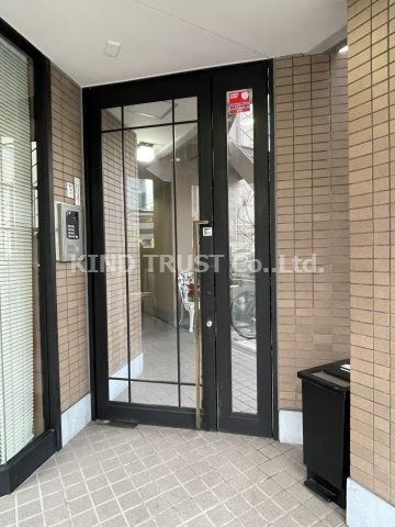 大阪市北区中津３丁目の賃貸マンションのエントランス|清潔なエントランスです