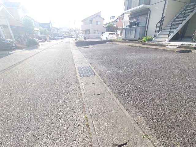 ウインドミルEの駐車場
