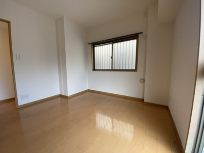 【洋室】 | グローバル富雄