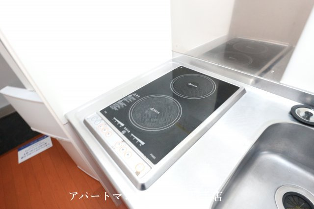 レオパレスシャイニーハイツＮのキッチン