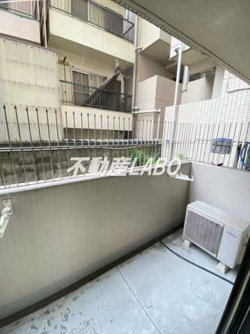 大正メゾンのバルコニー