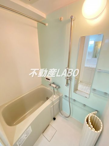 大正メゾンの浴室