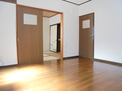 【洋室】 | プラザタカシミズ