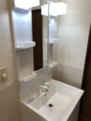 【独立洗面台】 | シャトーコスモスⅠ | 同等モデルです