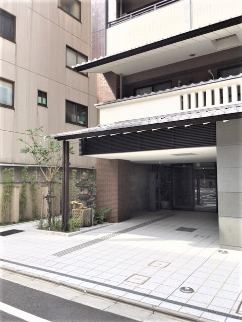 Pianura柳馬場（ピアヌーラ柳馬場）のエントランス