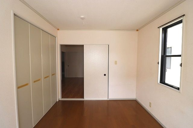 パークサイドアサヒB棟の居間・リビング