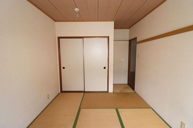 パークサイドアサヒB棟の和室