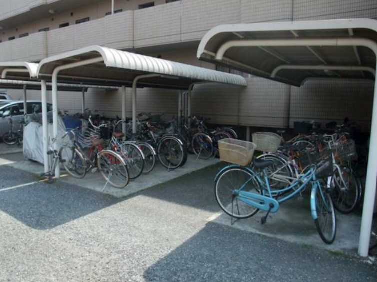 ヴェルドミールの駐車場