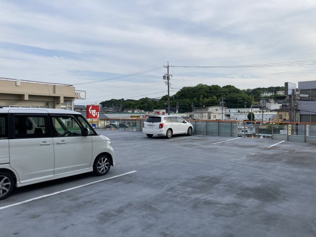 竹内ビル・3F（北側）の駐車場
