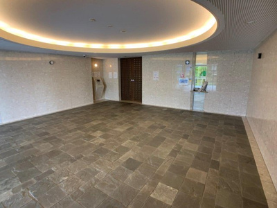 【エントランス】 | リーデンススクエア学園東町