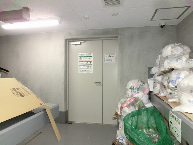RESIDIA千駄木のその他共用部分|24時間利用可能なごみ置き場です