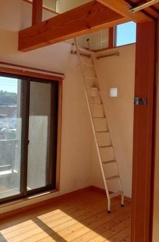 【中古】日高市下鹿山事務所付き中古住宅の洋室|2F 7.5帖洋室です！