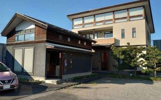 【中古】日高市下鹿山事務所付き中古住宅