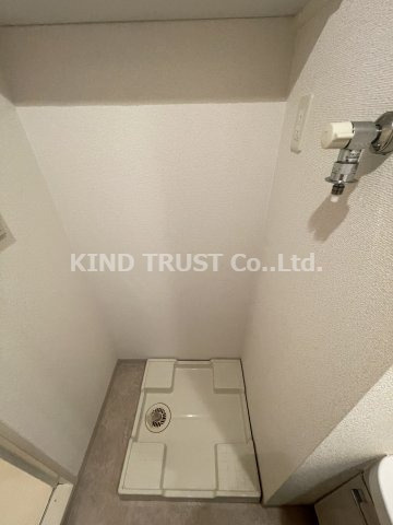 プレサンス梅田北パワーゲートの独立洗面台|独立洗面台あり、毎朝おしゃれに忙しい女性の方におすすめです