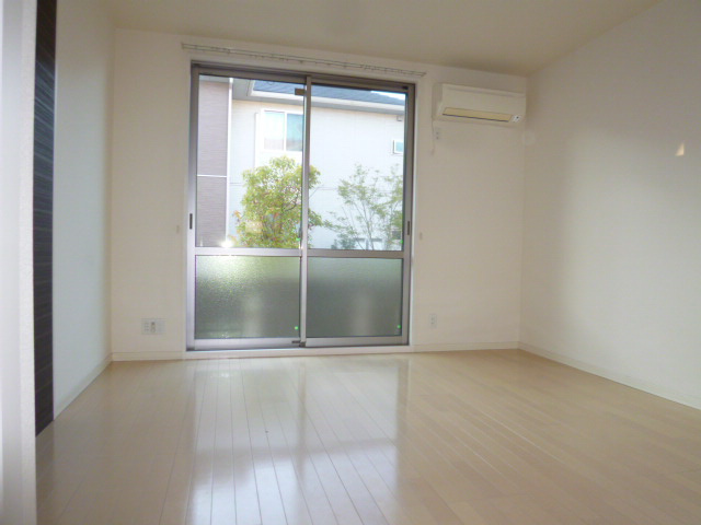 グランマスト平田Ａの居間・リビング