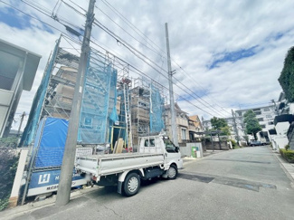 【前面道路含む現地写真】