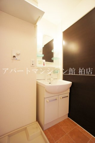 グラシューズⅠの洗面所