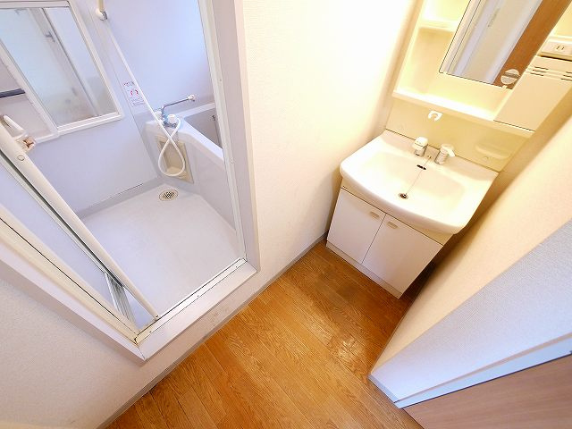 プレミール深田の洗面所|忙しい朝には欠かせない洗面所です