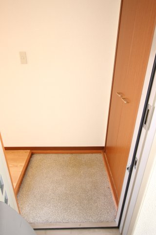 RMT日吉の玄関