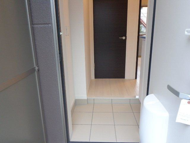 ソワヴィータの玄関