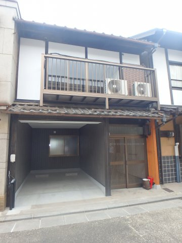 東町戸建　貸家の外観