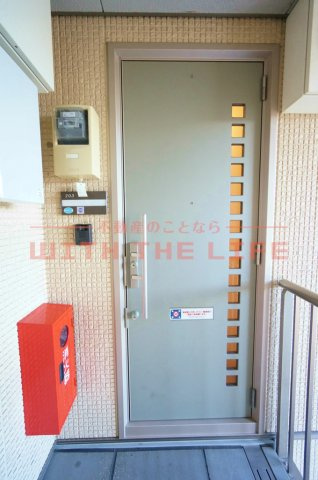シャーメゾン新合川【キャッシュバック対象物件】の玄関|収納もある玄関です
